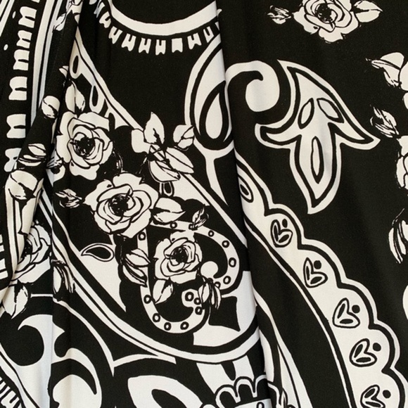White House Black Market Maxi Dress - Picture 3 of 3